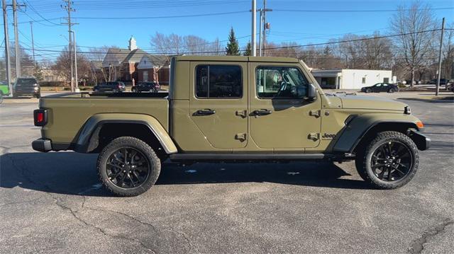 new 2025 Jeep Gladiator car, priced at $42,885