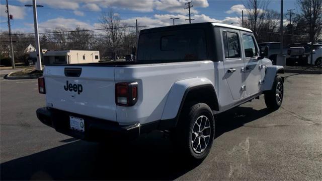 new 2024 Jeep Gladiator car, priced at $41,109