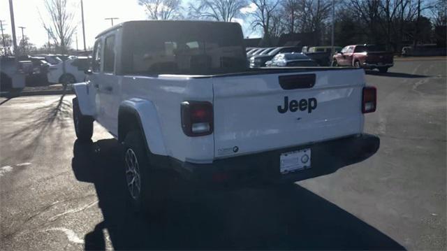 new 2024 Jeep Gladiator car, priced at $41,109