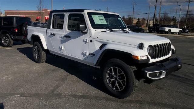 new 2024 Jeep Gladiator car, priced at $41,109