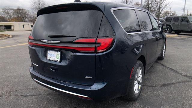 new 2025 Chrysler Pacifica car, priced at $43,792