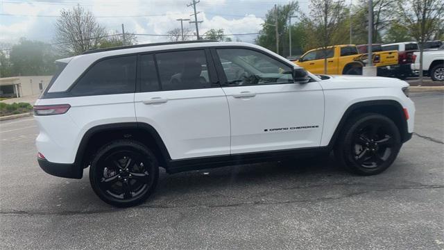 used 2023 Jeep Grand Cherokee car, priced at $36,990