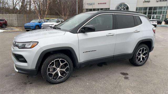 new 2024 Jeep Compass car, priced at $28,061