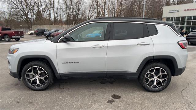 new 2024 Jeep Compass car, priced at $28,061