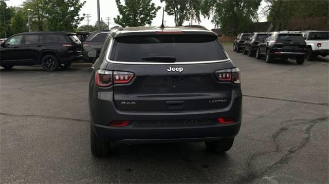 new 2024 Jeep Compass car, priced at $30,091