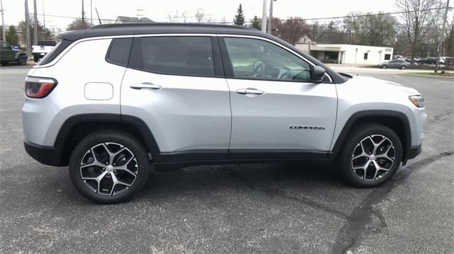 new 2024 Jeep Compass car, priced at $28,561