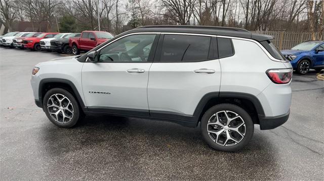 new 2024 Jeep Compass car, priced at $28,061