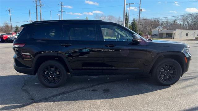 new 2024 Jeep Grand Cherokee L car, priced at $39,392