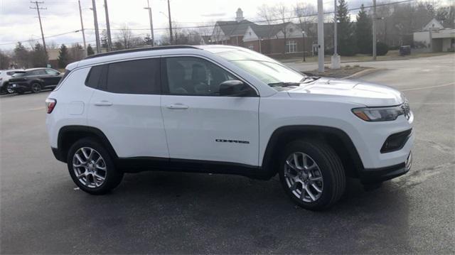new 2024 Jeep Compass car, priced at $31,284
