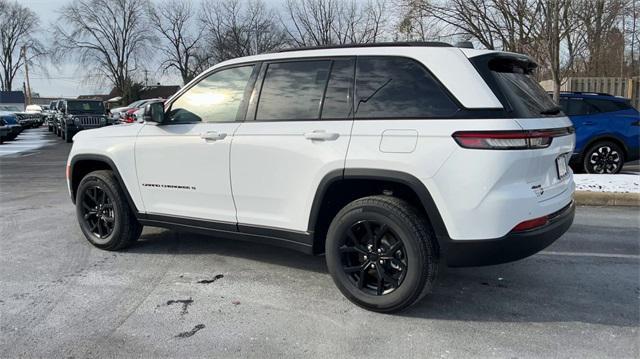 new 2024 Jeep Grand Cherokee car, priced at $43,930