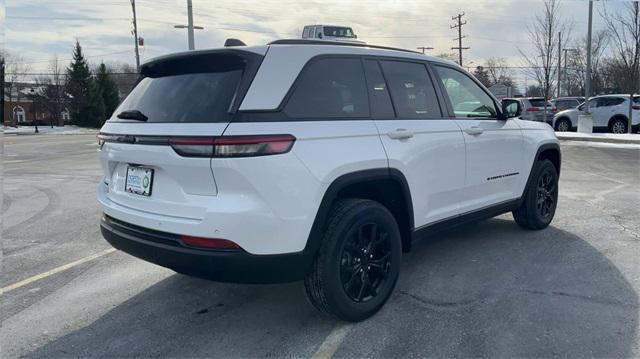 new 2024 Jeep Grand Cherokee car, priced at $43,930