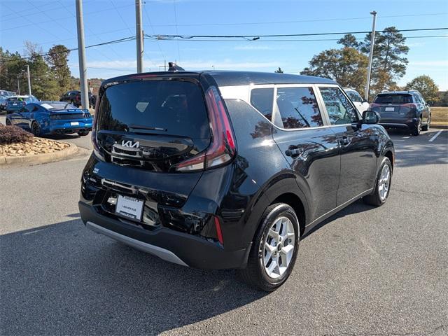 used 2025 Kia Soul car, priced at $22,900