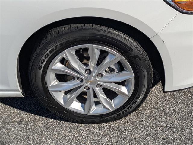 used 2024 Chevrolet Malibu car, priced at $22,900