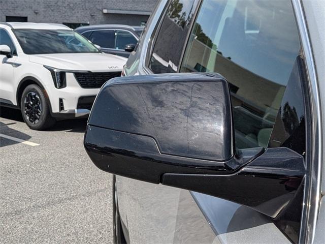used 2020 Chevrolet Traverse car, priced at $16,900