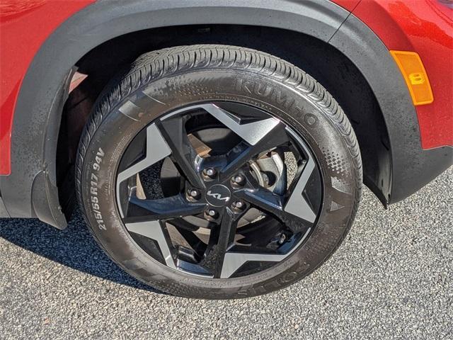 used 2025 Kia Seltos car, priced at $23,900