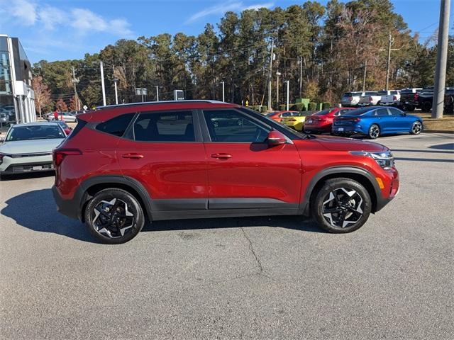 used 2025 Kia Seltos car, priced at $23,900