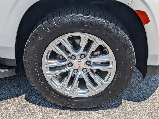 used 2022 GMC Yukon car, priced at $50,900