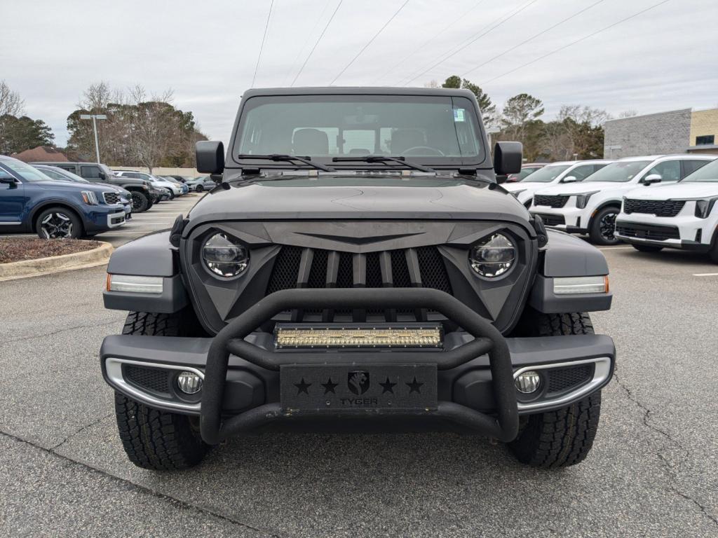 used 2021 Jeep Gladiator car, priced at $33,500