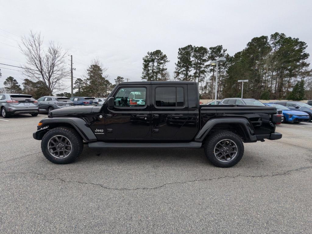 used 2021 Jeep Gladiator car, priced at $33,500