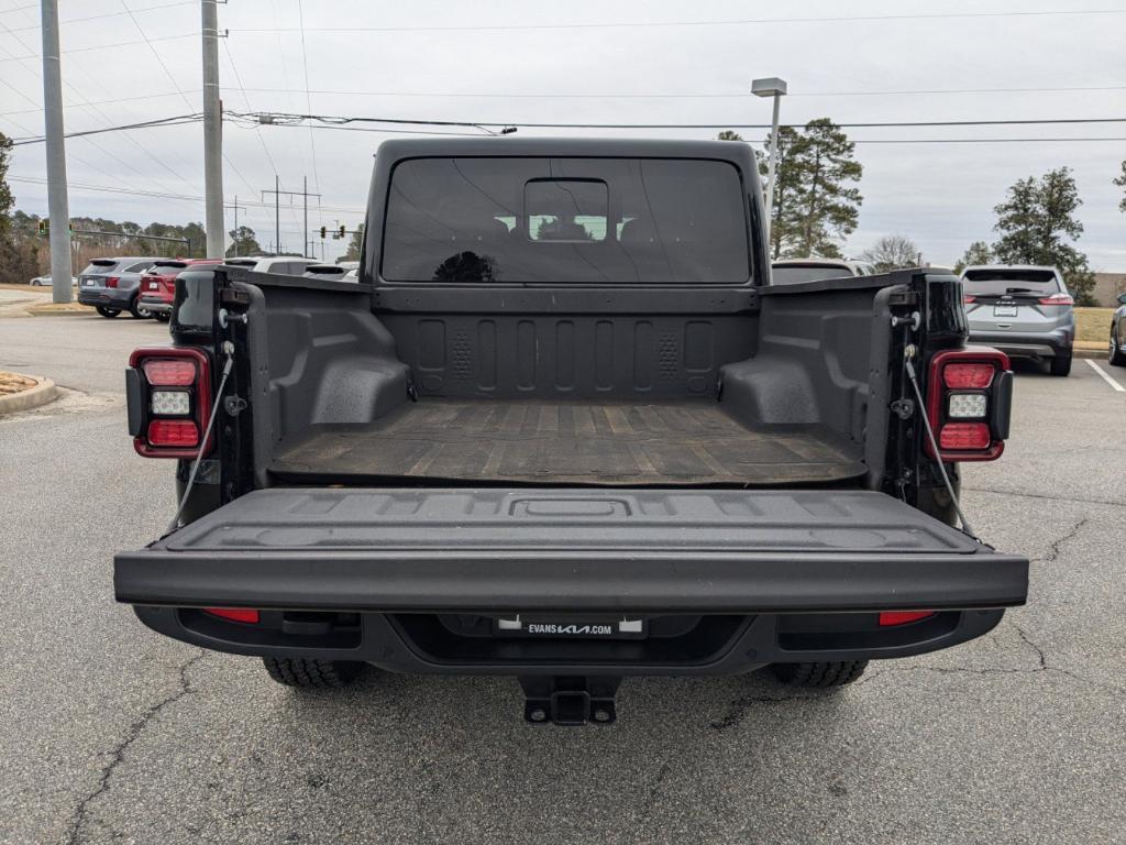 used 2021 Jeep Gladiator car, priced at $33,500