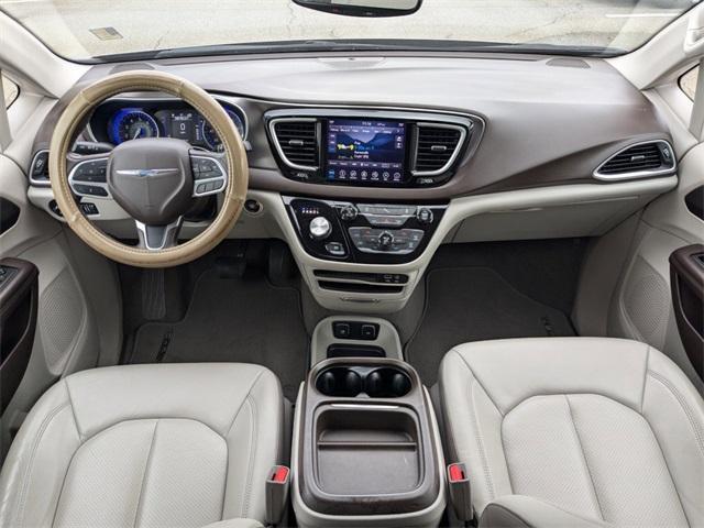 used 2018 Chrysler Pacifica car