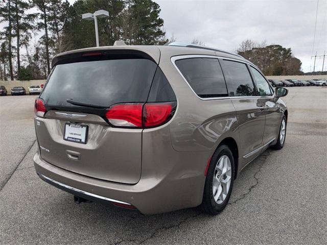 used 2018 Chrysler Pacifica car