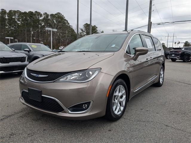 used 2018 Chrysler Pacifica car