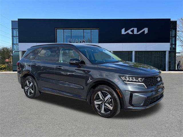 used 2021 Kia Sorento car, priced at $21,900