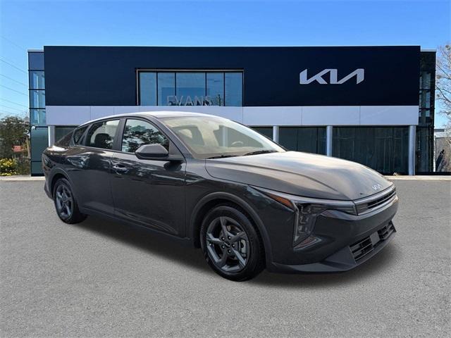 used 2025 Kia K4 car, priced at $22,900