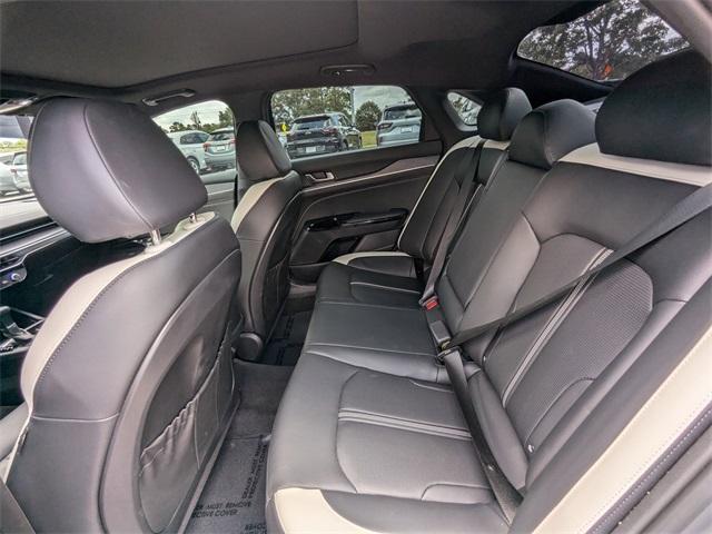 used 2025 Kia K5 car
