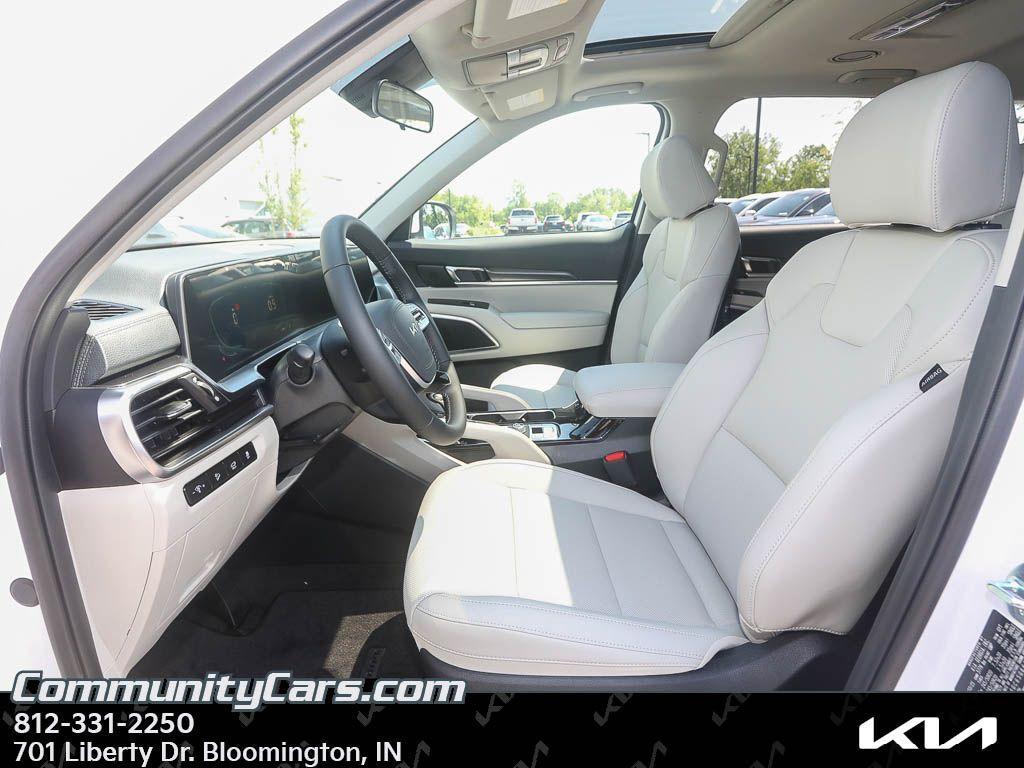 new 2025 Kia Telluride car, priced at $40,273