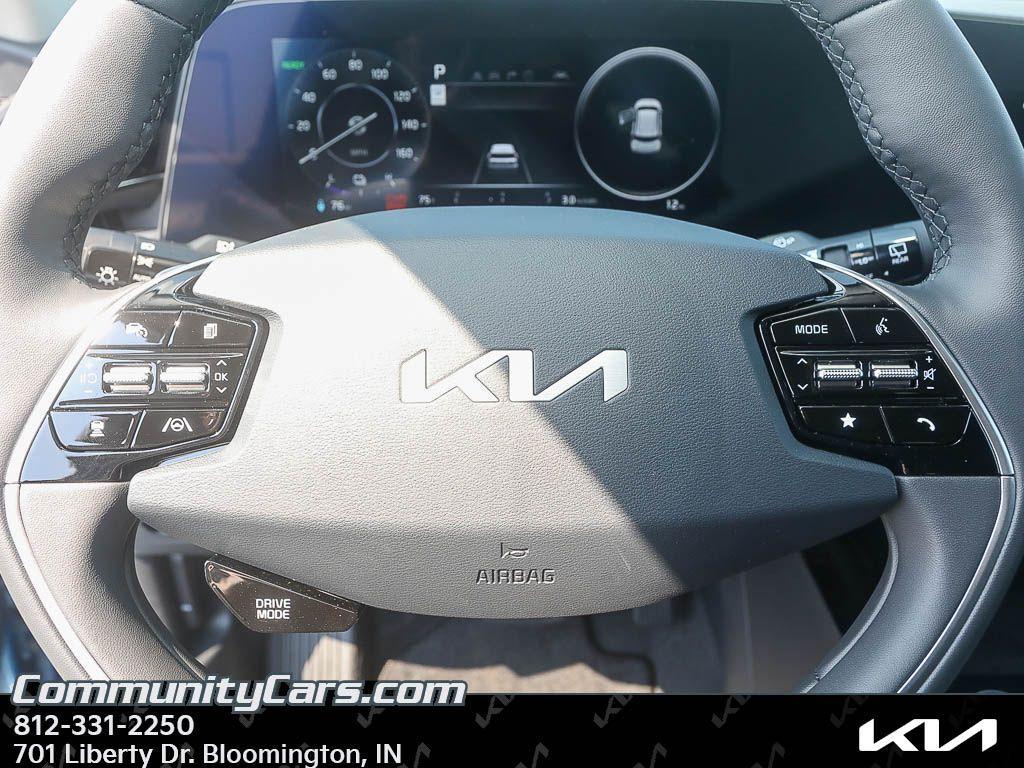new 2025 Kia Niro EV car, priced at $41,991