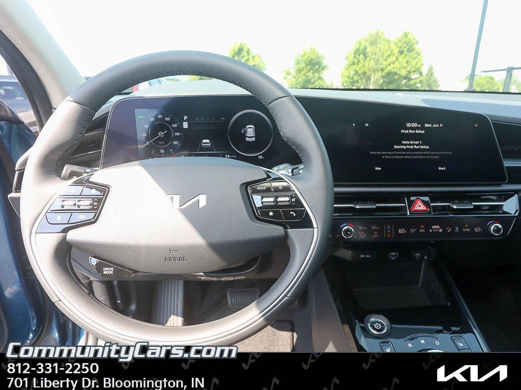 new 2025 Kia Niro EV car, priced at $41,991