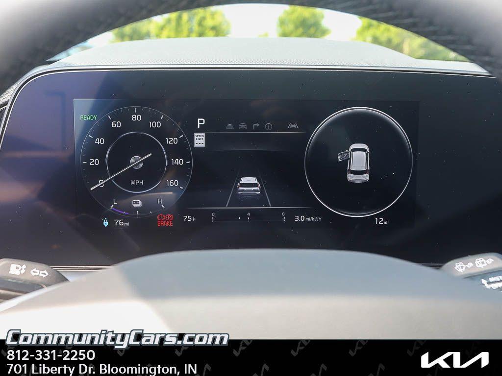 new 2025 Kia Niro EV car, priced at $41,991