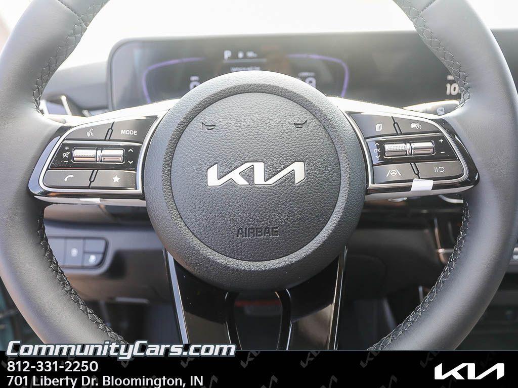 new 2025 Kia Seltos car, priced at $27,400