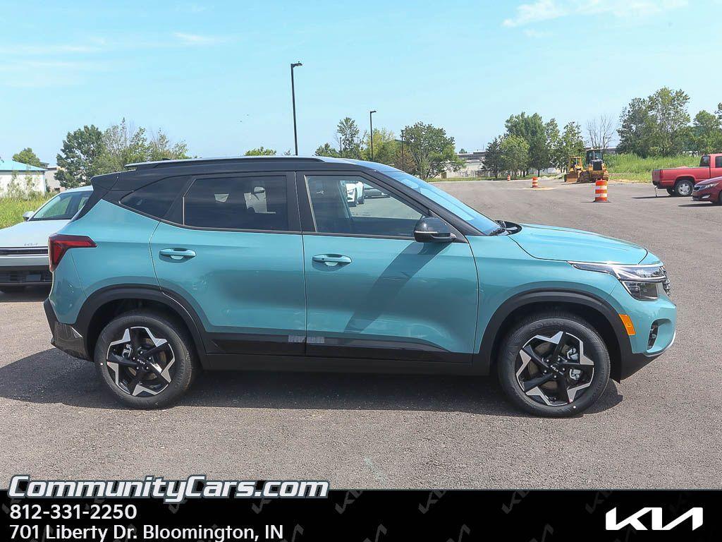 new 2025 Kia Seltos car, priced at $27,400