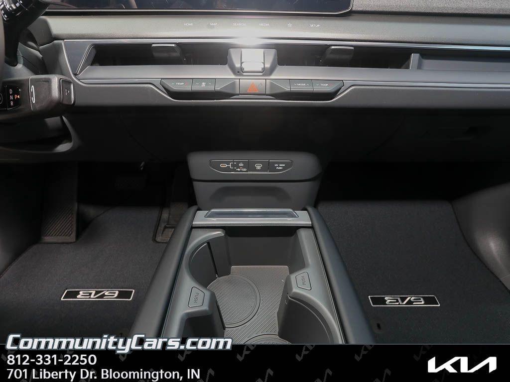 new 2026 Kia EV9 car, priced at $71,939