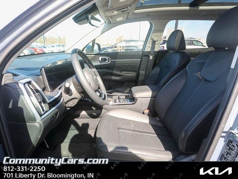 new 2025 Kia Sorento car, priced at $41,917