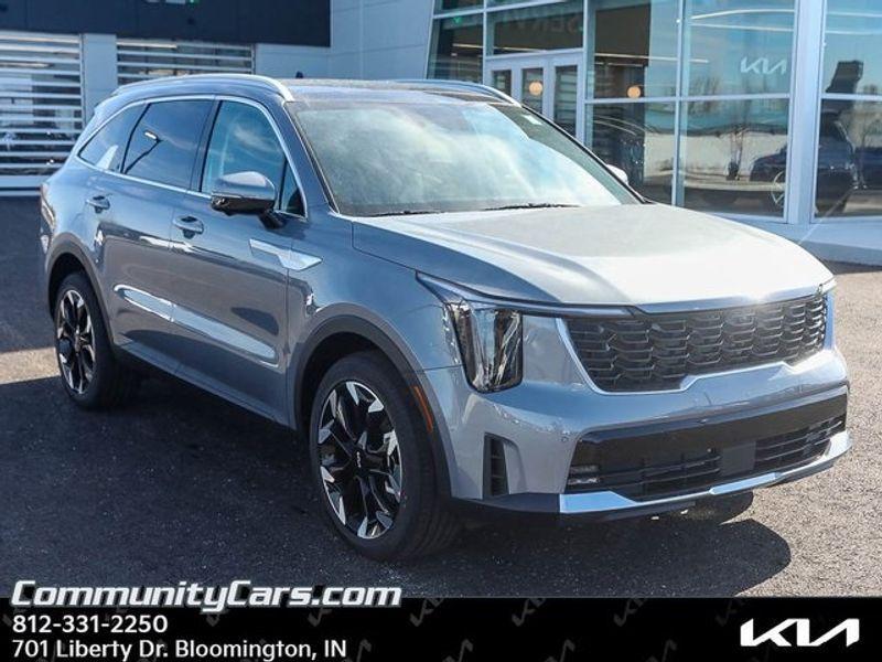 new 2025 Kia Sorento car, priced at $41,917