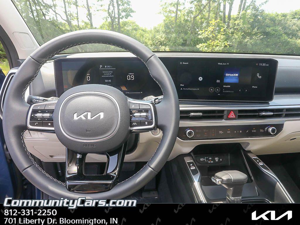 new 2025 Kia Sorento car, priced at $42,509