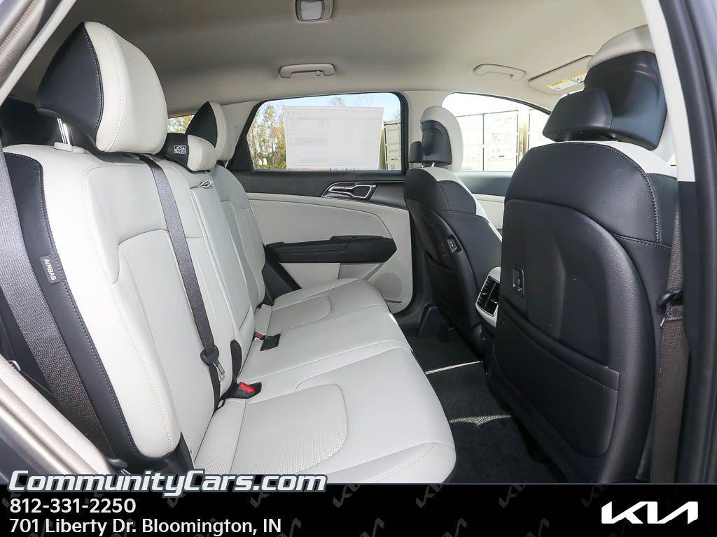 new 2026 Kia Sportage Hybrid car, priced at $33,400