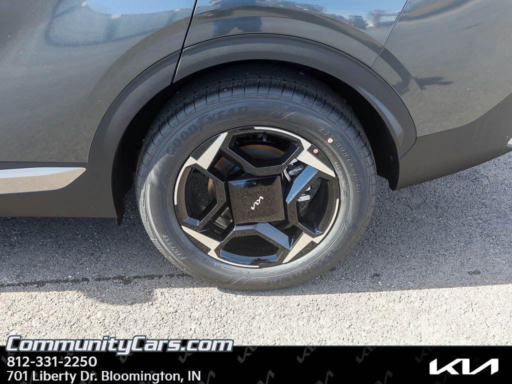 new 2026 Kia Sportage Hybrid car, priced at $33,400