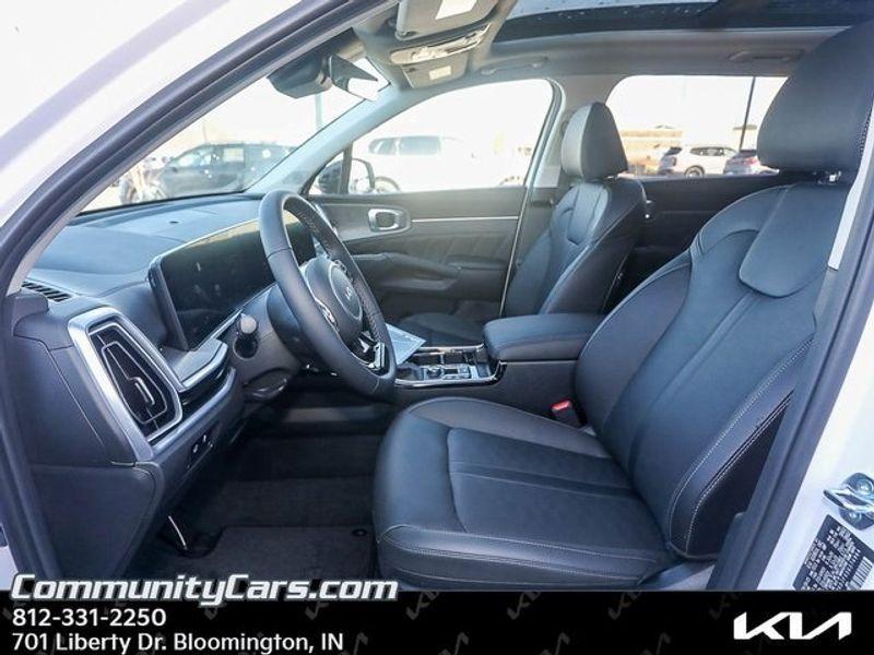 new 2025 Kia Sorento car, priced at $44,075