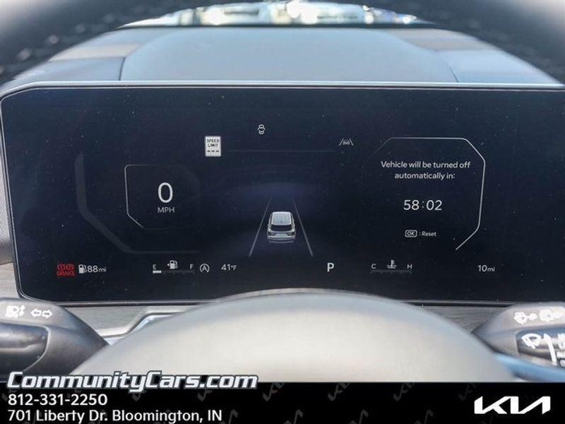 new 2025 Kia Sorento car, priced at $44,075
