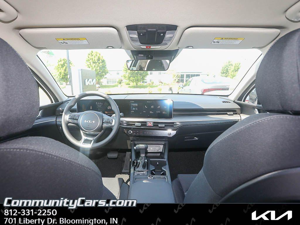 new 2025 Kia K5 car, priced at $27,900