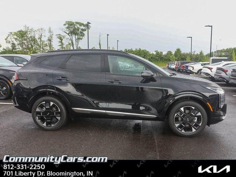 new 2026 Kia Sportage car, priced at $38,329