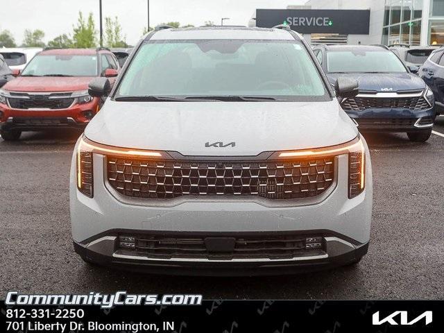 new 2025 Kia Carnival Hybrid car, priced at $52,430