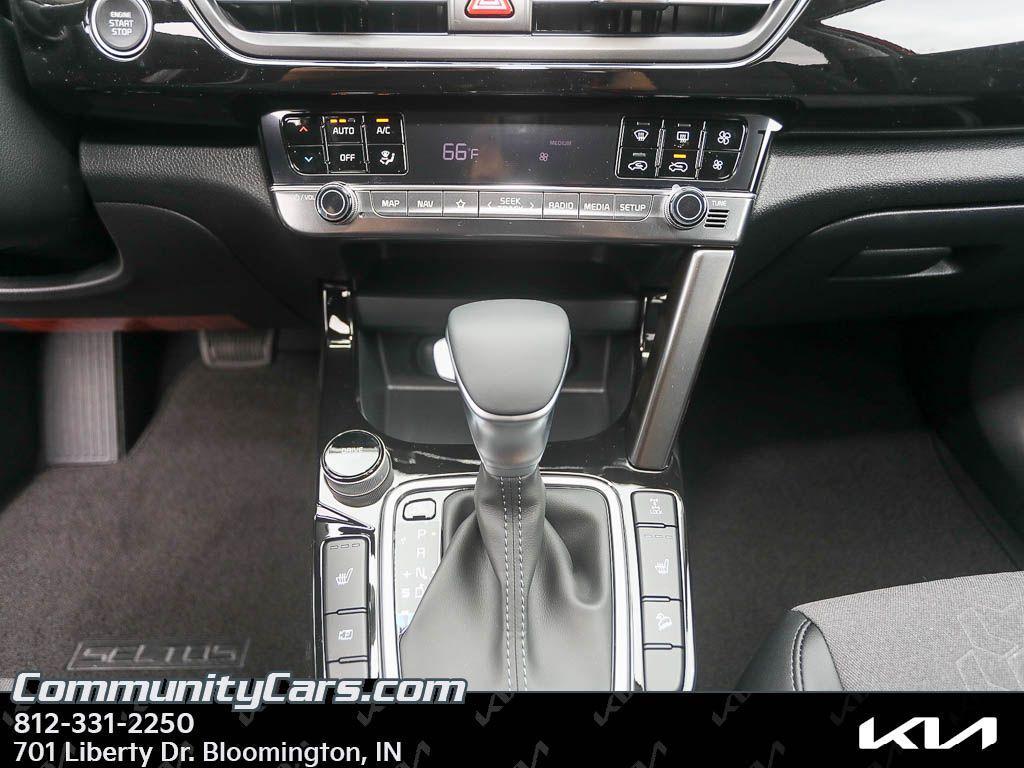 new 2026 Kia Seltos car, priced at $27,100