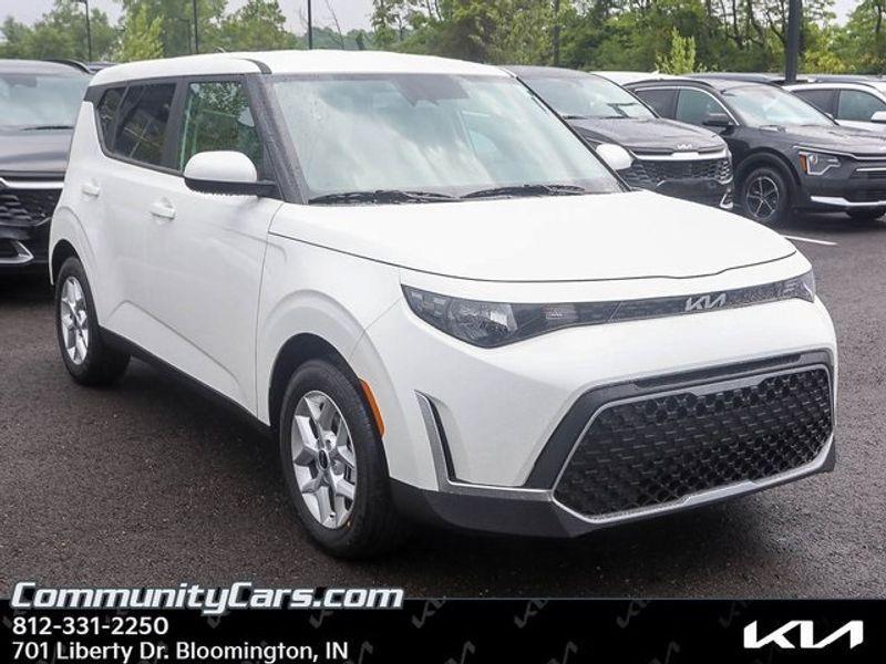new 2025 Kia Soul car, priced at $22,207