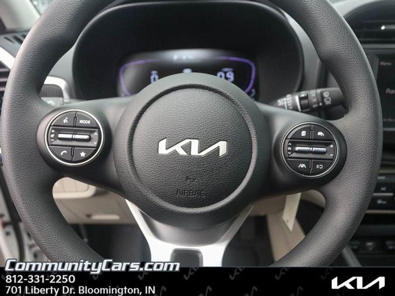 new 2025 Kia Soul car, priced at $22,207